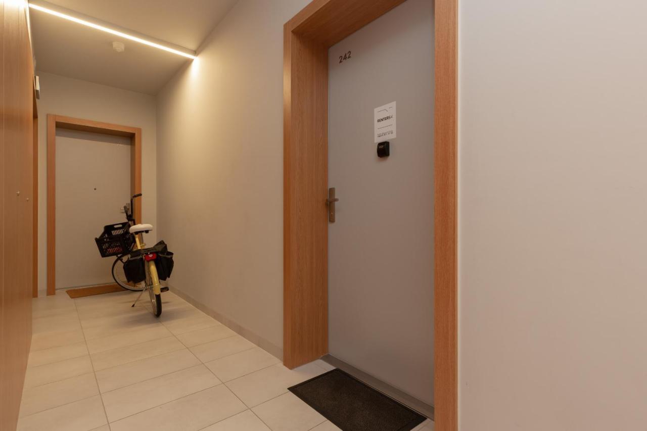 Modern Apartment With Balcony Warsaw Mokotow Aignera By Noclegi Renters Экстерьер фото